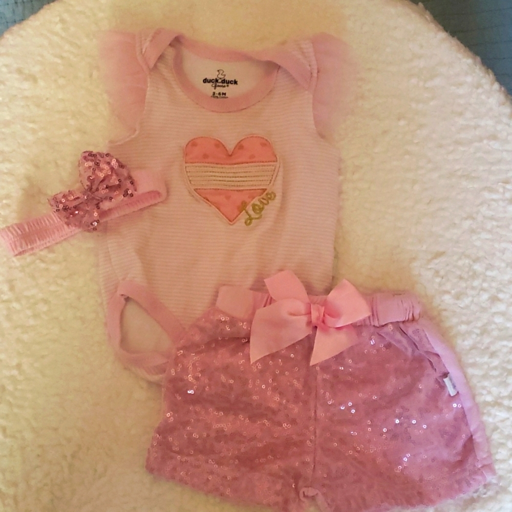 Baby Girl's Short 💕 Outfit